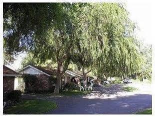 Lazy J Ranch Motel Three Rivers Ngoại thất bức ảnh